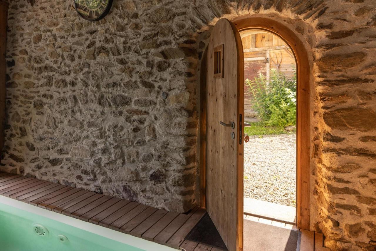 サン・ジェルヴェ・レ・バンFerme De Faustine 1 - Piscineアパートメント エクステリア 写真